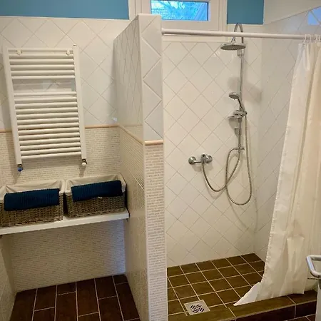 Kemences Apartman Дьюла