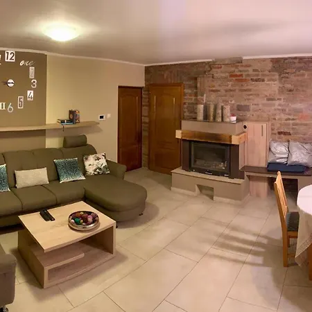 Kemences Apartman Апартаменты *